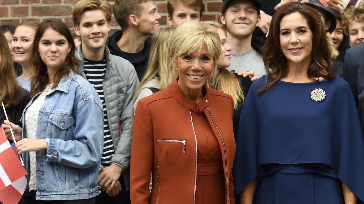 Brigitte Macron og kronprinsesse Mary på Rysensteen Gymnasium i København, 2018.