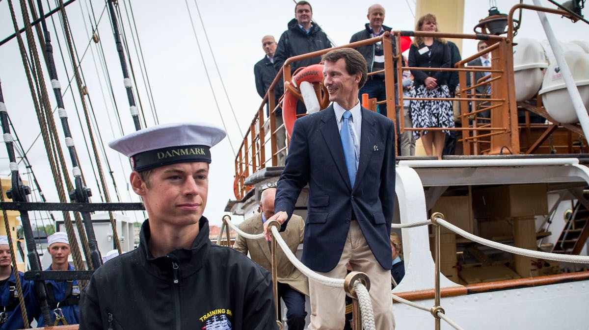 Prins Joachim om bord skoleskibet Danmark
