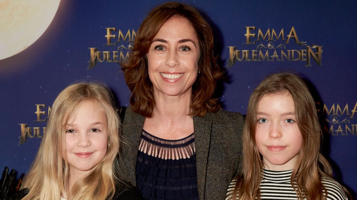 Sofie Gråbøl havde godt selskab af datteren Gudrun og hendes veninde Emma