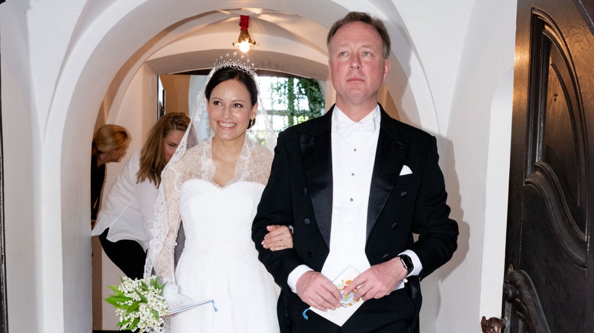 Prinsesse Carina og prins Gustav i slotskapellet på Berleburg Slot.&nbsp;