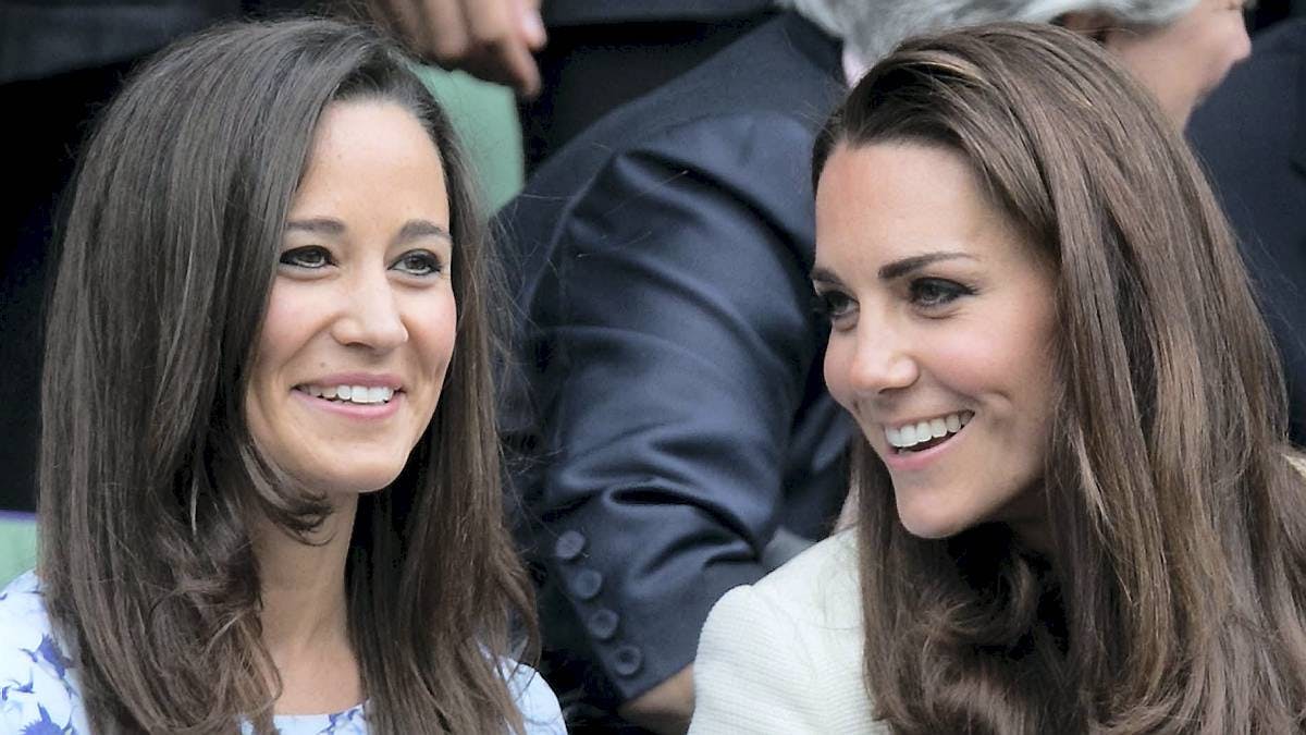 Pippa Middleton og hertuginde Catherine.