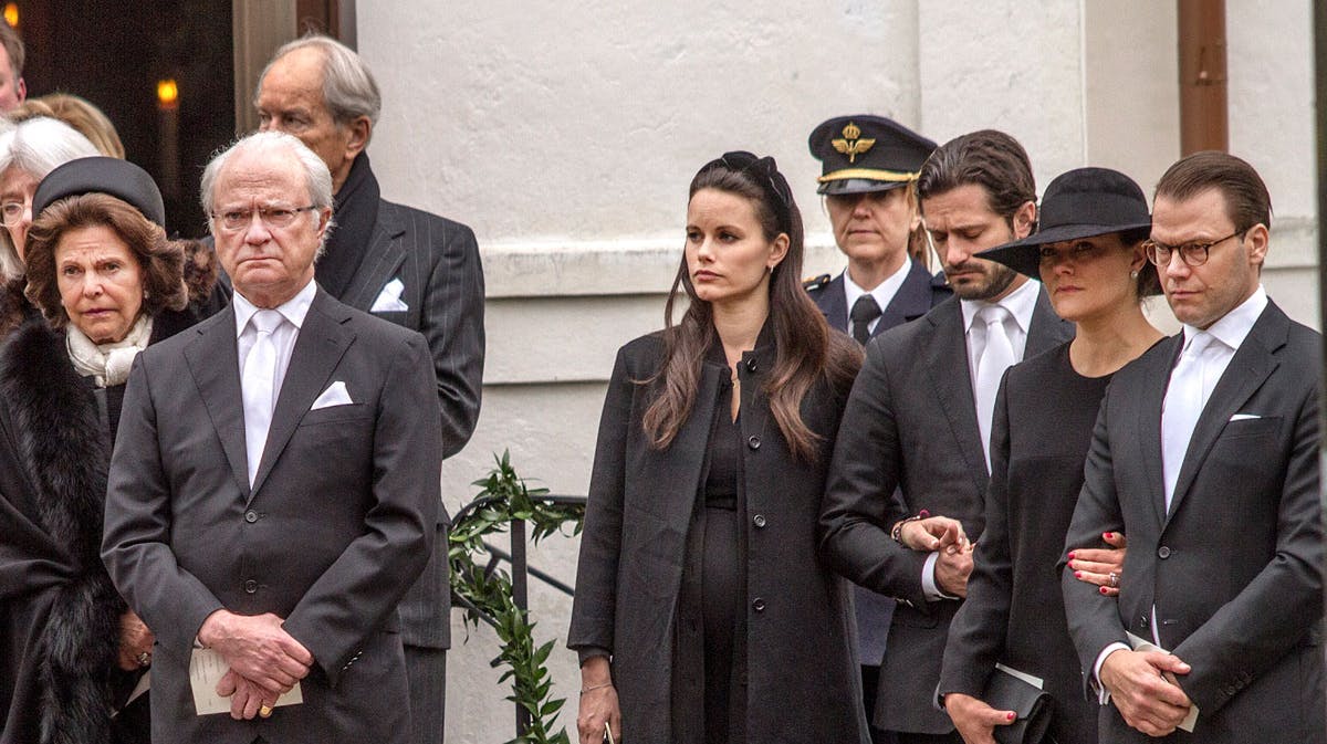 Dronning Silvia, kong Carl Gustaf, prinsesse Sofia, prins Carl-Philip, kronprinsesse Victoria og prins Daniel.