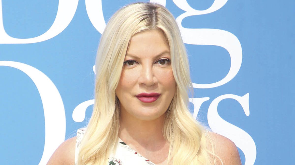 Tori Spelling.