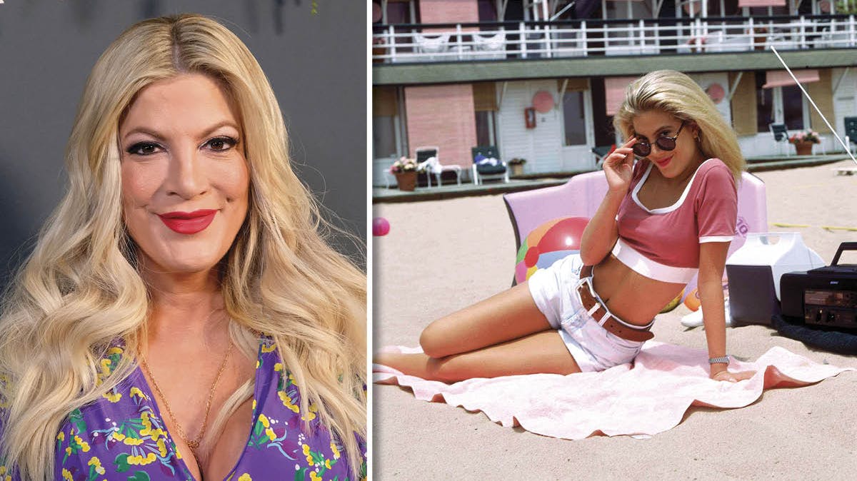 Tori Spelling i hhv. 2019 og i "Beverly Hills 90210" i 1990. 