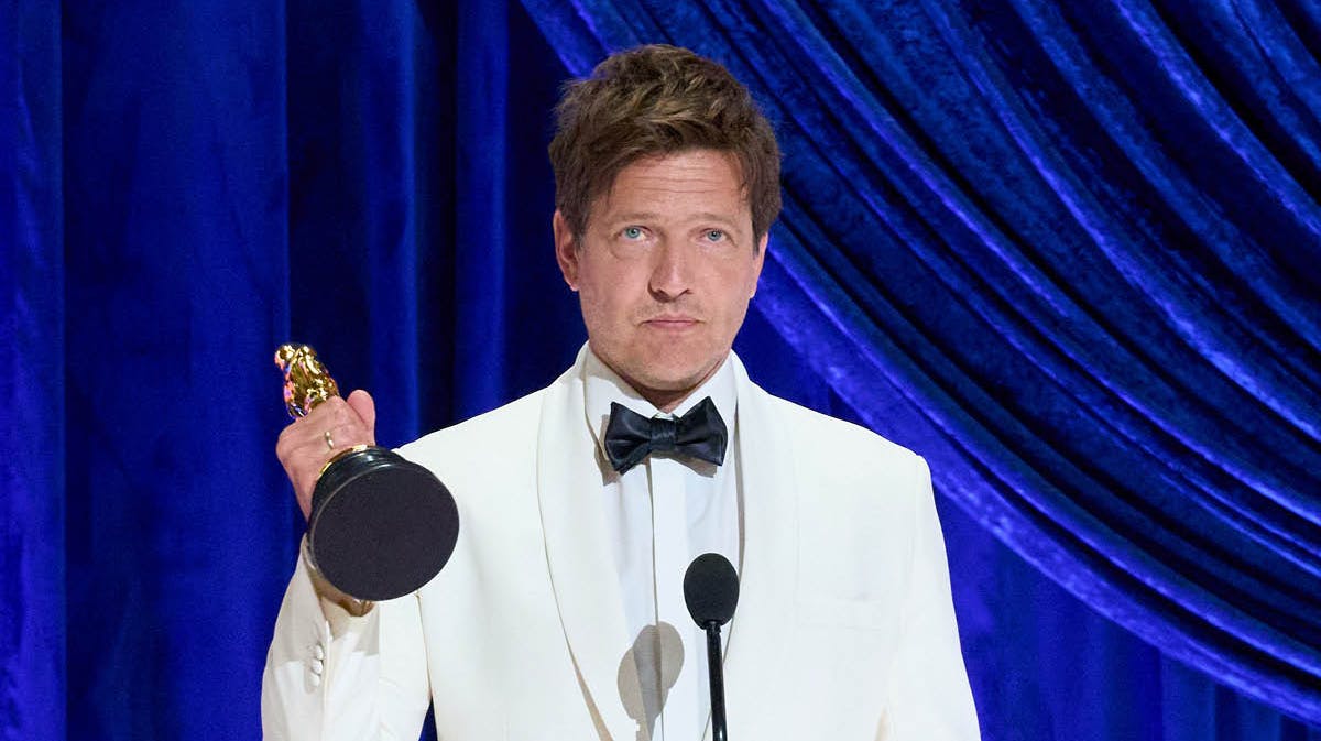 Thomas Vinterberg under takketalen til "Oscar-uddelingen". 