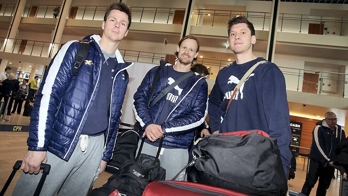 Håndboldlandsholdet rejser til Qatar - her er det Hans Lindberg, Kasper Søndergaard og Niklas Landin.