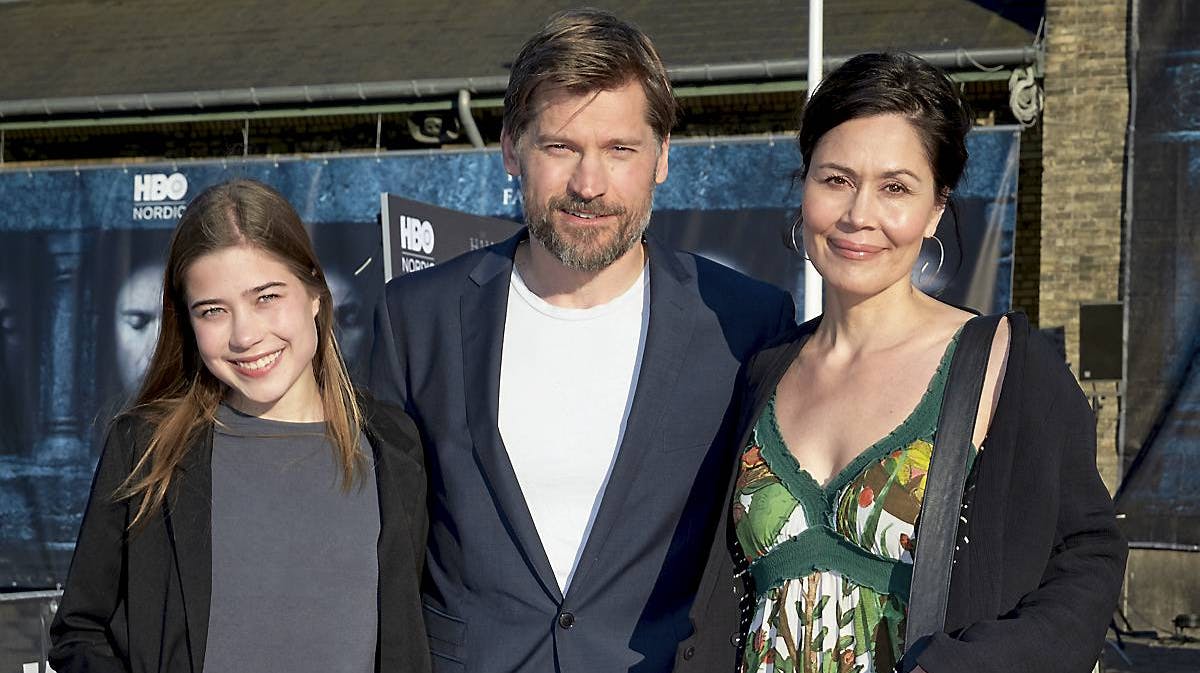 Nikolaj Coster-Waldau, hustruen Nukâka og datteren Filippa.