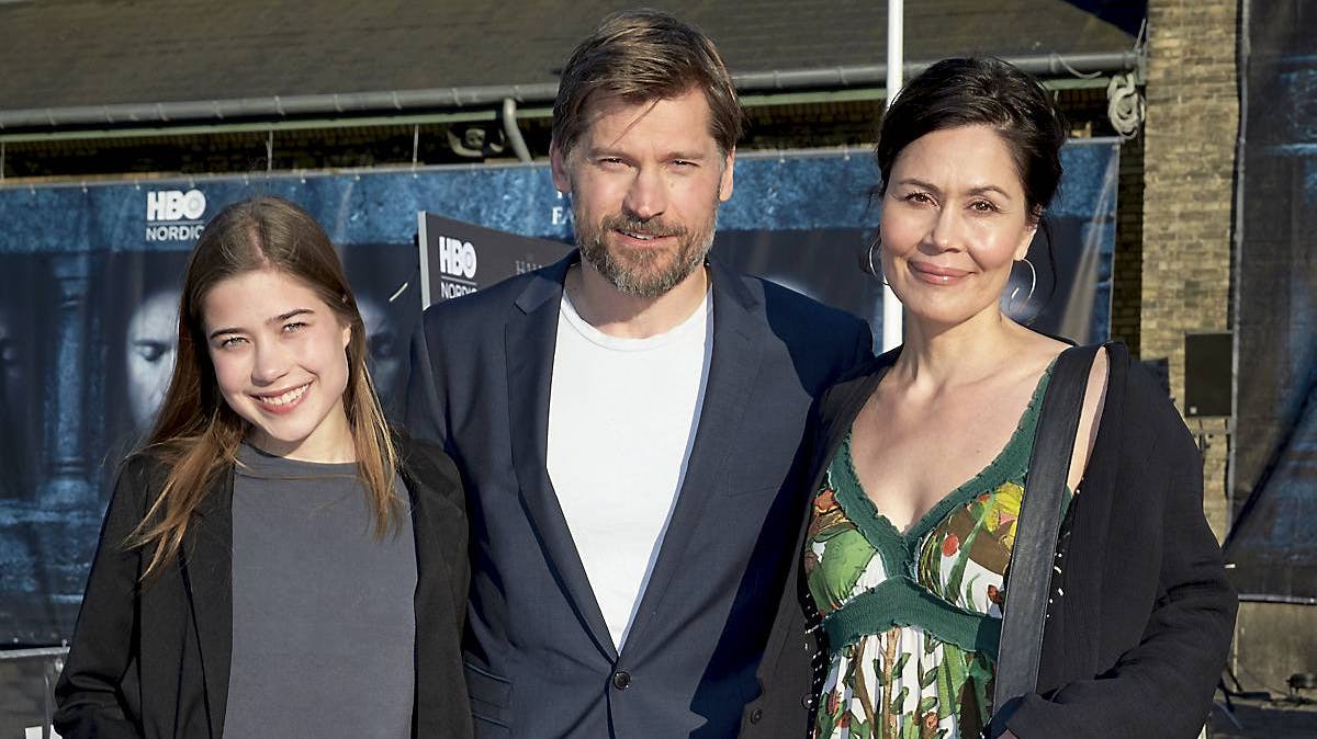 Nikolaj Coster-Waldau, hustruen Nukâka og datteren Filippa. 