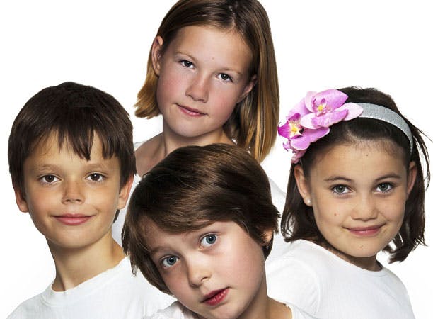 TV 2 følger de fire børn til de bliver voksne i programmet "Årgang 0". Programmet er fem gange blevet nomineret som årets dokumentarserie.