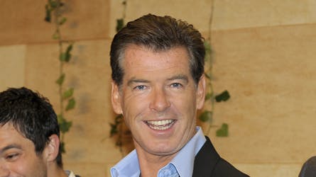 Pierce Brosnan overraskede alle, da det kom frem, at han skulle medvirke og dermed også synge i musical-filmen Mamma Mia!