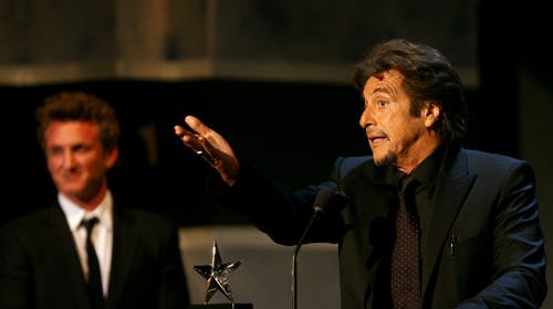 Al Pacino, da han modtog det amerikanske filminstituts Life Achievement Award i juni 2007. Nu skal han endelig igen spille sammen med Robert DeNiro i filmen Righteous Kill. De to veteraner spiller to New York-kriminalefterforskere på jagt efter en forbryd