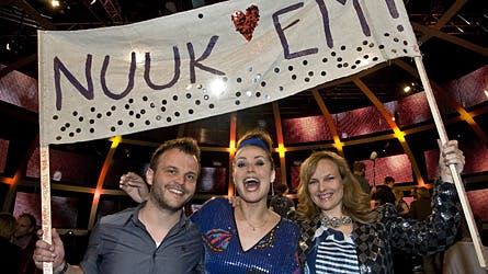 Julie Berthelsen med Søs Fenger og Bryan Rice, der begge støtter Nanu Børn.