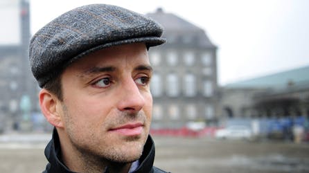 André Babikian er stukket af fra den mørke danske vinter.