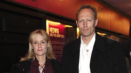 Anette Støvelbæk er gift på 20. år med skuespilleren Lars Mikkelsen.