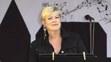 Ann-Mette Elten
