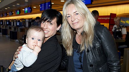 Anne Linnet med sin kone Tessa og datteren Isolde