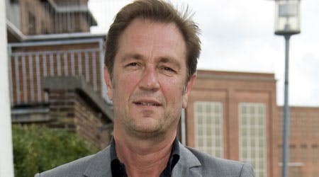 https://imgix.billedbladet.dk/media/billedbladet/kendte/nyheder/blandet-enkelt/anders-bech-jessen.jpg