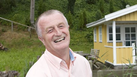 Lars Larsens 1.400 butikker er fordelt på 32 lande. De har i år givet et overskud på over en halv milliard.