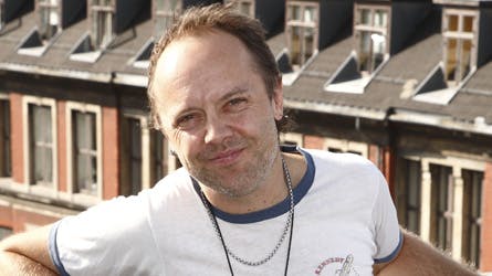 Den 45-årige Metallica-trommeslager Lars Ulric svarer på spørgsmålet om, hvordan han får karrieren til at passe sammen med rollen som familiefar.
