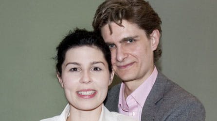 Cecilie Stenspil danner par med 38-årige Mads M. Nielsen.