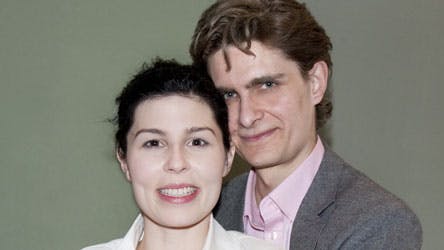 Cecilie Stenspil danner par med 38-årige Mads M. Nielsen.