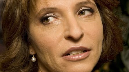 Susanne Bier skal nu finde en ny skuespiller til at spille hovedrollen i sin kommende film, for Hugh Grant er sprunget fra.