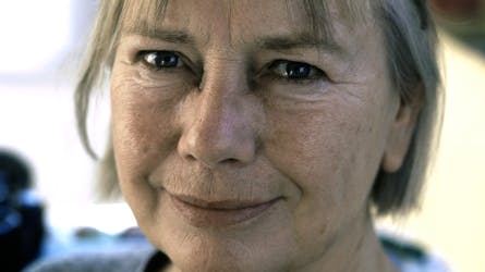 Tine Bryld har tidligere modtaget priser for sit arbejde, heriblandt ALT for Damernes kvindepris og Peter Sabroe-prisen.