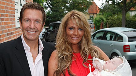 Erik Damsgaard og Anni Brinch Fønsby sammen med datteren Victoria til barnedåb i Skovshoved Kirke den 21.08.2010.