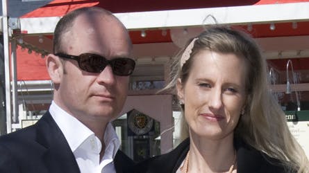 https://imgix.billedbladet.dk/media/billedbladet/kendte/nyheder/julie-brandt/juliebrandtthomasmh.jpg