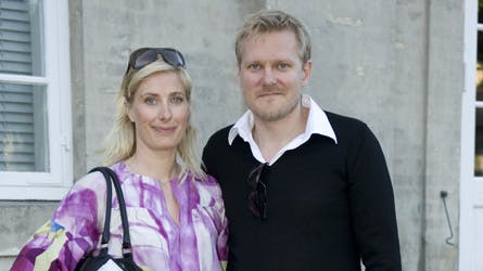 Kasper Holten og Signe Fabricius nød den lyse sommeraften og et godt grin sammen, inden Kasper pakker kufferten og stikker af til Ungarn.