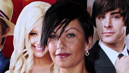 Kira Eggers føler, at hun er blevet mere moden, for i dag kan hun godt være venner med sine ekskærester. Hun snakker stadig godt med Thomas Gravesen.
