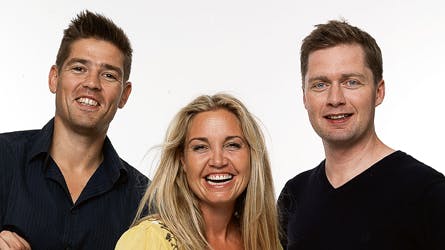 Lasse Rimmer er igen klar til at donere penge til velgørende formål. Denne gang står han i spidsen for Morgenhyrderne, der donerer 60.000 fra programmets lyttere til Brystgalla.