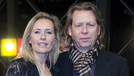 Lene Johansen ses her til åbningen af DR?s koncerthus sammen med sin mand Jørgen Ramskov. Hun fik for ni år siden to hofteoperationer på grund af en smertefuld hofteledsdysplasi.