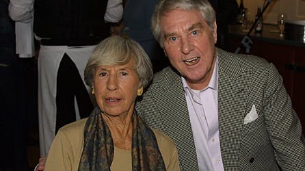 To af de faldende: Lise Nørgaard og Holger Juul Hansen.