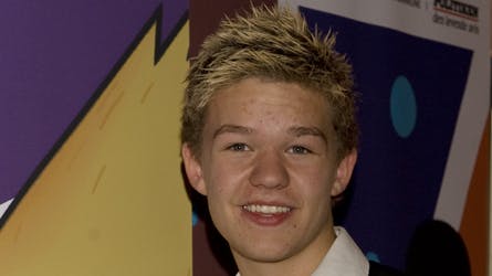 Kritiske røster kunne indvende, at det er lidt hurtigt at lave en bog om X Factor-vinderen Martin. Men den 14. november udkommer bogen ?Martin ? Eventyret, Ørum og X Factor?.