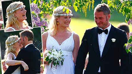 Både Mie og Lai var dybt rørte, da de nåede blomsterporten foran havealteret.