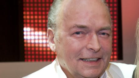 Peter Belli måtte se sig slået ud inden finalen i All Stars. Til gengæld kan sangeren glæde sig over, at julen er nært forestående. Belli mener nemlig, at højtiden er noget af det smukkeste.