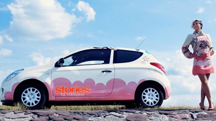 Rikke Mai og den lille Hyundai klæder hinanden!