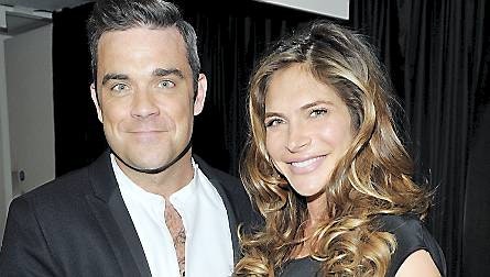 Robbie Williams og  hustru Ayda