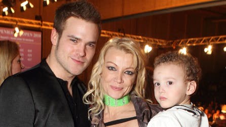 Silas og Malena Belafonte med hendes søn Amadeus på armen.