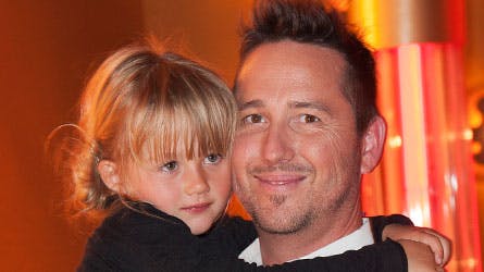 Steen Lund med datteren Celine.