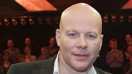 Thomas Blachman er bukket under for sygdom. Ligesom mange af sangerne i ?X Factor? må han bruge de næste dage på at pleje sig selv, så han kan blive klar til showet fredag.