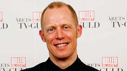 En overrasket men meget glad Morten Spiegelhauer vandt den ny-indstiftet særpris ved BILLED-BLADETs TV-Guld-fest for sin indsats med ?Operation X?.