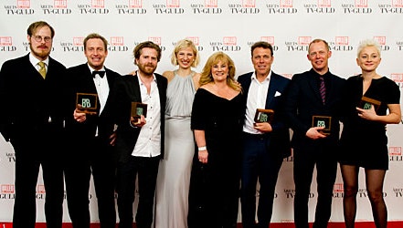 Aftenens glade vindere af BILLED-BLADETs TV-Guld. Chefredaktør Annemette Krakau ses i midten