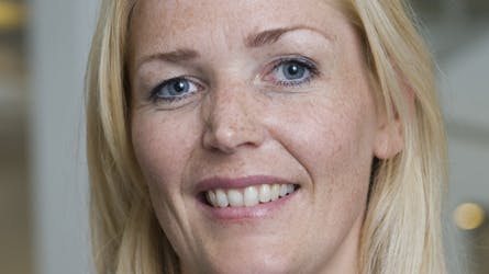 Line Ernlund, vært på TV 2 Sporten, klarede frisag under kanalens fyringsrunde tidligere i år, men hun er også påvirket af den økonomiske krise på TV 2.