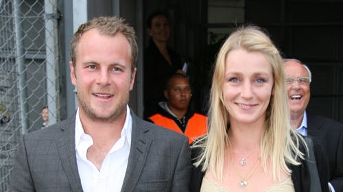 Komiker Uffe Holm har både professionel og privat succes i øjeblikket. I sidste uge blev han præsenteret som vært på et nyt TV3-underholdningsprogram, og så er han lige blevet far.