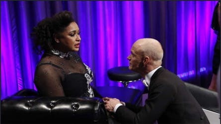 Camilla Henemark og Tobias Karlsson mens kameraerne stadig rullede.