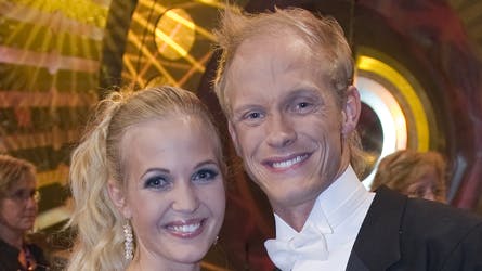 I sidste uge måtte Tobias Karlsson syes med tre sting i hagen, og nu afslører Tobias Karlsson, at han blev syg dagen før den altafgørende finale i Vild med dans.