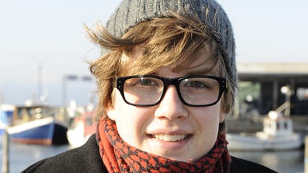 ?De skal ikke bare snakke om, hvordan man ser ud. Det er selvfølgelig rart at få at vide, men det er ikke det, jeg synes, er så vigtigt,? siger Lucas til BILLED-BLADET om de mange sms?er, han får fra pige-fans.