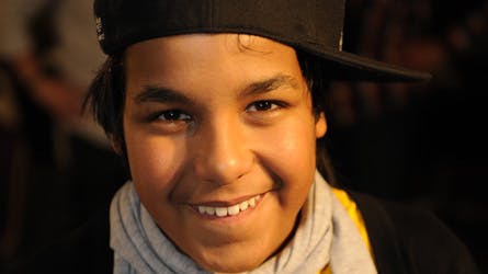 Mohamed lover, at der bliver lidt mere koreografi i hans optræden i denne uge. Den 15-årige sanger håber at komme videre i konkurrencen, og han har nydt de mange positive tilkendegivelser, som han har fået fra folk, han har mødt i løbet af ugen.